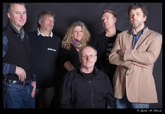%_tempFileName08)%20CarnaC%20Studio%20session%